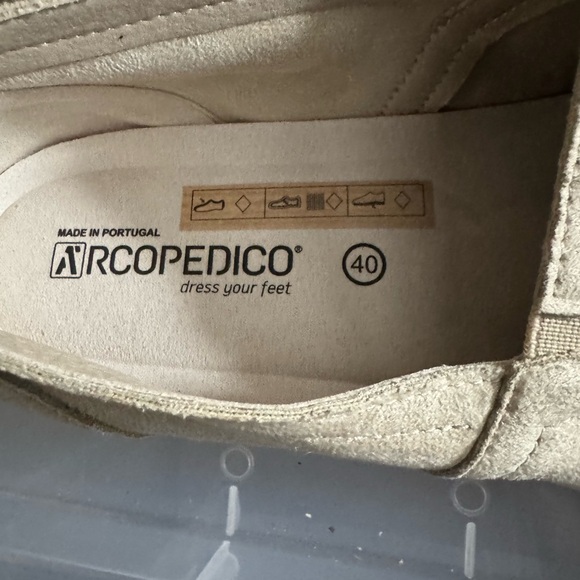 Arcopedico Beige Banff Slip-On Sneaker Shoes - Picture 4 of 7